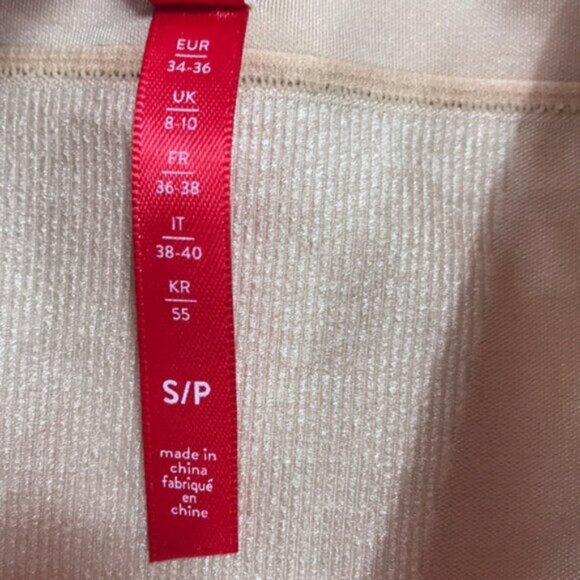 Spanx Shapewear OnCore High-Waist Short - Picture 6 of 9